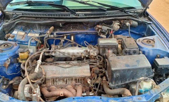 Acheter Occasion Voiture Toyota RAV4 Bleu à Yaoundé, Central Cameroon Acheter Occasion Voiture Toyota RAV4 Bleu à Yaoundé, Central Cameroon