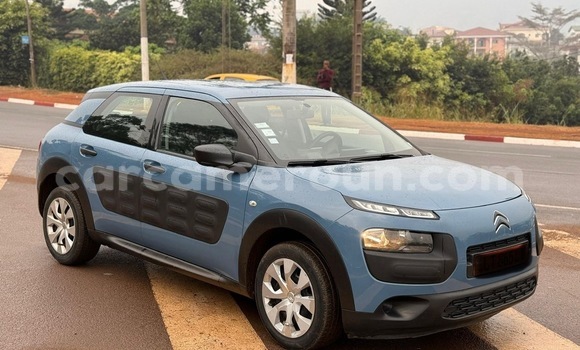 Sayi Na hannu Citroen C4 Cactus Azurfa Mota in Yaounde a Babban Kamaru