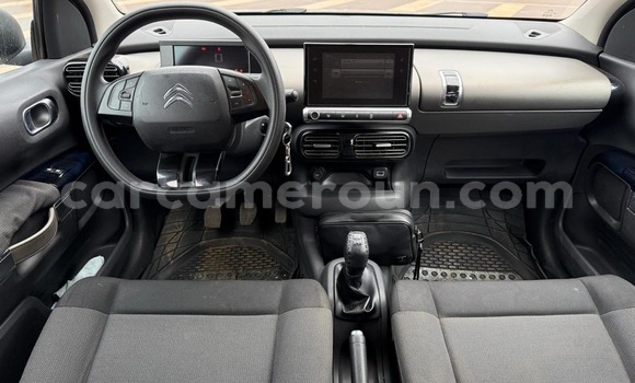Acheter Occasion Voiture Citroen C4 Cactus Gris à Yaoundé, Central Cameroon Acheter Occasion Voiture Citroen C4 Cactus Gris à Yaoundé, Central Cameroon