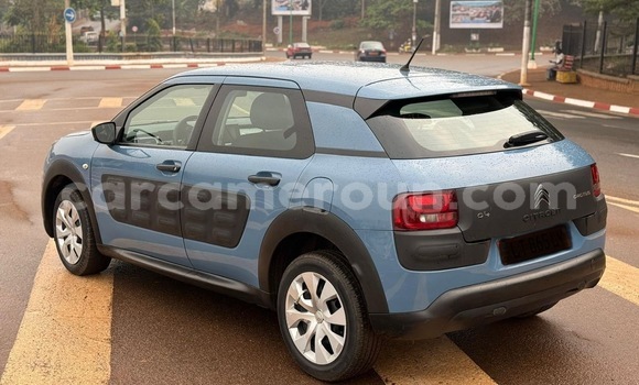 Acheter Occasion Voiture Citroen C4 Cactus Gris à Yaoundé, Central Cameroon Acheter Occasion Voiture Citroen C4 Cactus Gris à Yaoundé, Central Cameroon