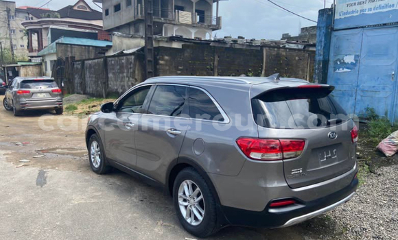 Acheter Occasion Voiture Kia Sorento Gris à Douala, Littoral Cameroon Acheter Occasion Voiture Kia Sorento Gris à Douala, Littoral Cameroon