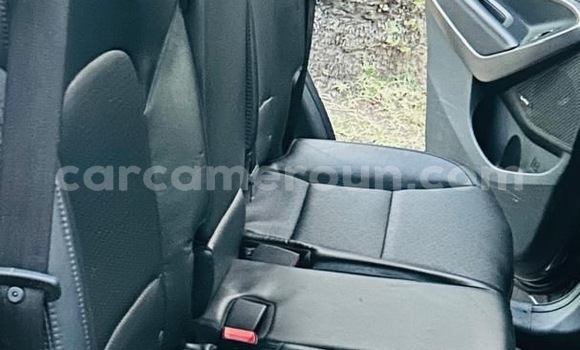 Acheter Import Voiture Hyundai Santa Fe Noir à Douala, Littoral Cameroon Acheter Import Voiture Hyundai Santa Fe Noir à Douala, Littoral Cameroon