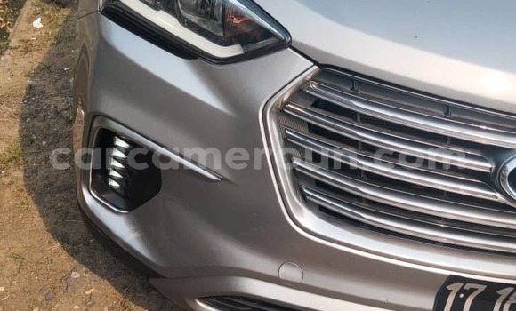 Acheter Occasion Voiture Hyundai Santa Fe Gris à Douala, Littoral Cameroon Acheter Occasion Voiture Hyundai Santa Fe Gris à Douala, Littoral Cameroon