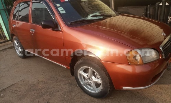 Sayi Na hannu Toyota Starlet Sauran Mota in Douala a Ƙasar Kamaru Sayi Na hannu Toyota Starlet Sauran Mota in Douala a Ƙasar Kamaru