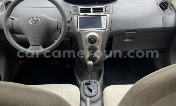 Acheter Occasion Voiture Toyota Yaris Gris à Douala, Littoral Cameroon Acheter Occasion Voiture Toyota Yaris Gris à Douala, Littoral Cameroon