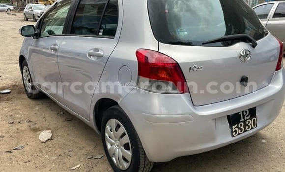 Acheter Occasion Voiture Toyota Yaris Gris à Douala, Littoral Cameroon Acheter Occasion Voiture Toyota Yaris Gris à Douala, Littoral Cameroon