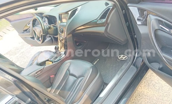 Sayi Na hannu Hyundai Grandeur Black Mota in Douala a Ƙasar Kamaru Sayi Na hannu Hyundai Grandeur Black Mota in Douala a Ƙasar Kamaru