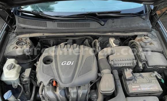 Sayi Na hannu Hyundai Grandeur Black Mota in Douala a Ƙasar Kamaru Sayi Na hannu Hyundai Grandeur Black Mota in Douala a Ƙasar Kamaru