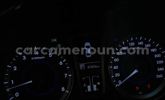 Sayi Na hannu Hyundai Grandeur Black Mota in Douala a Ƙasar Kamaru Sayi Na hannu Hyundai Grandeur Black Mota in Douala a Ƙasar Kamaru