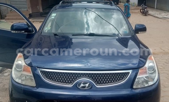 Sayi Na hannu Hyundai Veracruz Blue Mota in Douala a Ƙasar Kamaru