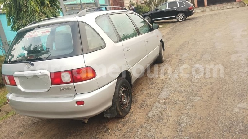 Big with watermark toyota picnic littoral cameroon douala 18803