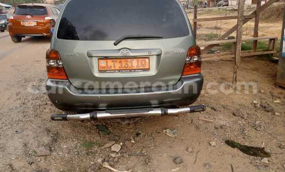 Acheter Occasion Voiture Toyota Highlander Vert à Dschang, West Cameroon Acheter Occasion Voiture Toyota Highlander Vert à Dschang, West Cameroon