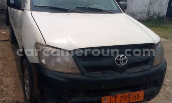 Acheter Occasion Voiture Toyota Hilux Blanc à Douala, Littoral Cameroon