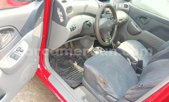Acheter Occasion Voiture Toyota Yaris Verso Rouge à Douala, Littoral Cameroon Acheter Occasion Voiture Toyota Yaris Verso Rouge à Douala, Littoral Cameroon