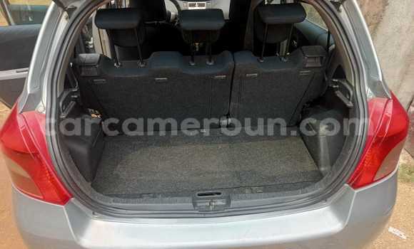 Acheter Occasion Voiture Toyota Yaris Gris à Douala, Littoral Cameroon Acheter Occasion Voiture Toyota Yaris Gris à Douala, Littoral Cameroon