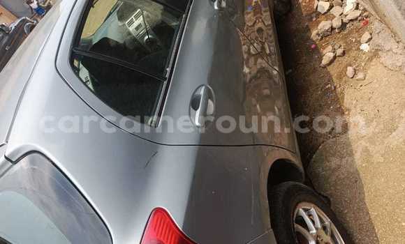 Acheter Occasion Voiture Toyota Yaris Gris à Douala, Littoral Cameroon Acheter Occasion Voiture Toyota Yaris Gris à Douala, Littoral Cameroon