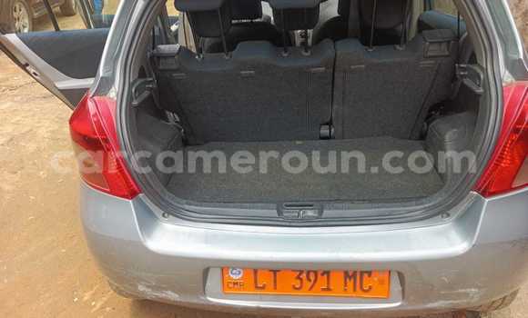 Acheter Occasion Voiture Toyota Yaris Gris à Douala, Littoral Cameroon Acheter Occasion Voiture Toyota Yaris Gris à Douala, Littoral Cameroon
