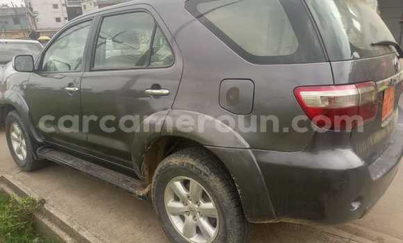 Acheter Occasion Voiture Toyota Fortuner Noir à Douala, Littoral Cameroon Acheter Occasion Voiture Toyota Fortuner Noir à Douala, Littoral Cameroon