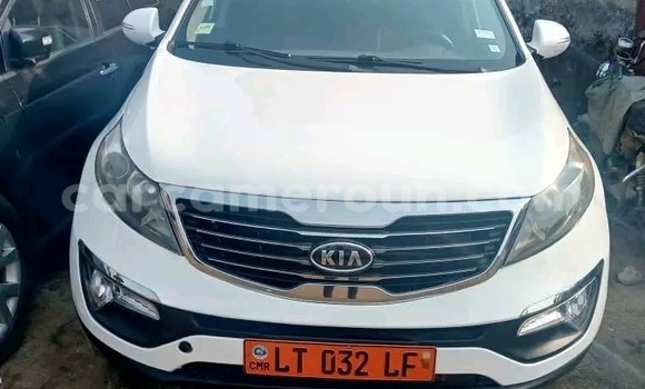 Buy Used Kia Sportage White Car in Douala in Littoral Cameroon Buy Used Kia Sportage White Car in Douala in Littoral Cameroon