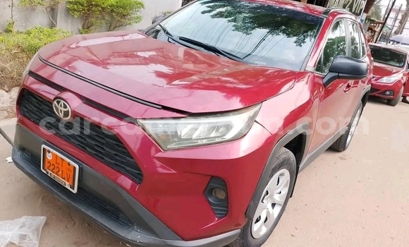 Acheter Occasion Voiture Toyota RAV4 Rouge à Douala, Littoral Cameroon