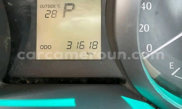 Sayi Imported Toyota Land Cruiser Prado White Mota in Douala a Ƙasar Kamaru Sayi Imported Toyota Land Cruiser Prado White Mota in Douala a Ƙasar Kamaru