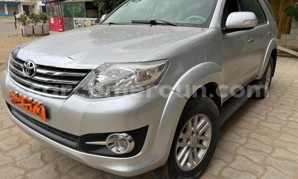 Acheter Occasion Voiture Toyota Fortuner Gris à Douala, Littoral Cameroon