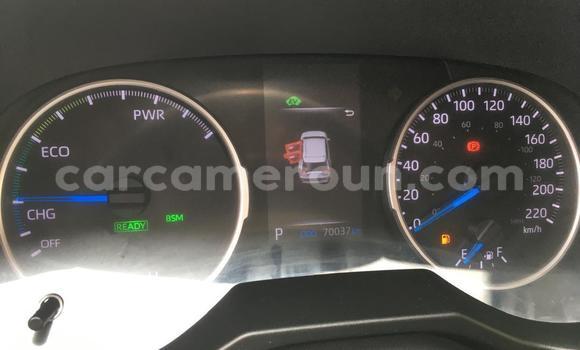 Acheter Occasion Voiture Toyota RAV4 Rouge à Douala, Littoral Cameroon Acheter Occasion Voiture Toyota RAV4 Rouge à Douala, Littoral Cameroon