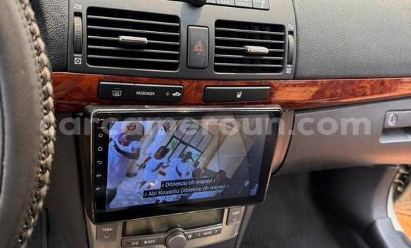 Sayi Na hannu Toyota Avensis Sauran Mota in Yaounde a Babban Kamaru Sayi Na hannu Toyota Avensis Sauran Mota in Yaounde a Babban Kamaru