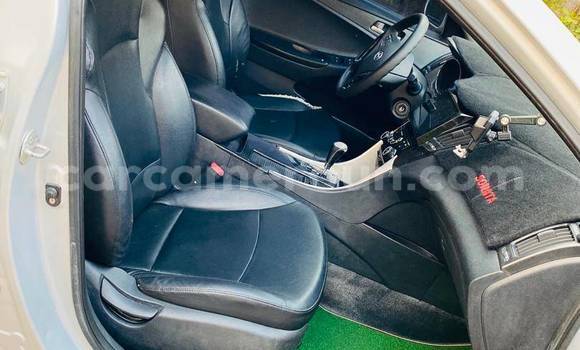 Sayi Na hannu Hyundai Sonata White Mota in Yaounde a Babban Kamaru Sayi Na hannu Hyundai Sonata White Mota in Yaounde a Babban Kamaru