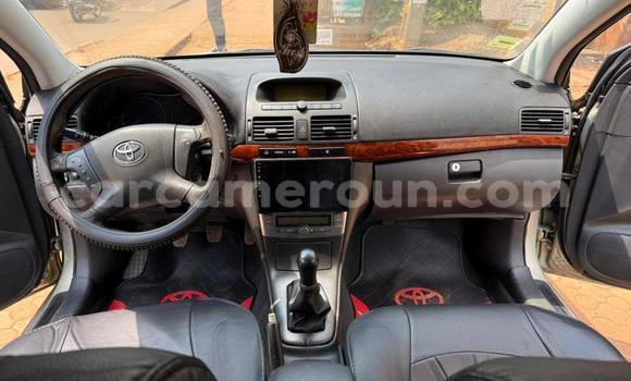 Sayi Na hannu Toyota Avensis Sauran Mota in Yaounde a Babban Kamaru Sayi Na hannu Toyota Avensis Sauran Mota in Yaounde a Babban Kamaru