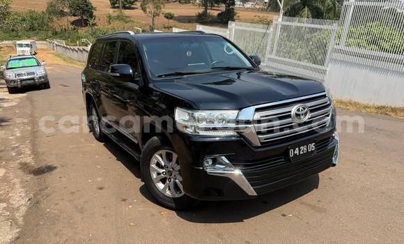 Sayi Na hannu Toyota Land Cruiser Black Mota in Yaounde a Babban Kamaru Sayi Na hannu Toyota Land Cruiser Black Mota in Yaounde a Babban Kamaru