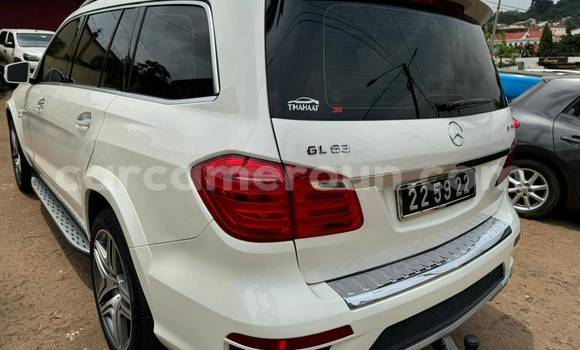 Sayi Na hannu Mercedes‒Benz GLE White Mota in Yaounde a Babban Kamaru Sayi Na hannu Mercedes‒Benz GLE White Mota in Yaounde a Babban Kamaru