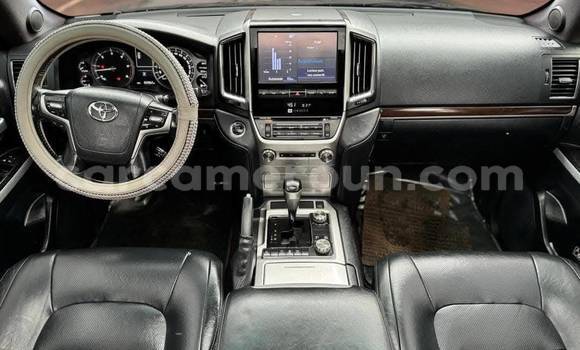 Buy Used Toyota Land Cruiser Black Car in Yaounde in Central Cameroon Buy Used Toyota Land Cruiser Black Car in Yaounde in Central Cameroon