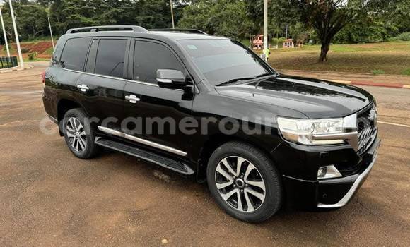 Buy Used Toyota Land Cruiser Black Car in Yaounde in Central Cameroon Buy Used Toyota Land Cruiser Black Car in Yaounde in Central Cameroon