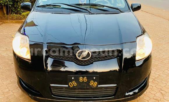 Sayi Na hannu Toyota Auris Black Mota in Yaounde a Babban Kamaru Sayi Na hannu Toyota Auris Black Mota in Yaounde a Babban Kamaru