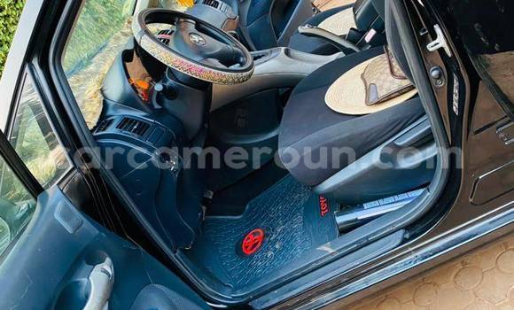 Sayi Na hannu Toyota Auris Black Mota in Yaounde a Babban Kamaru Sayi Na hannu Toyota Auris Black Mota in Yaounde a Babban Kamaru