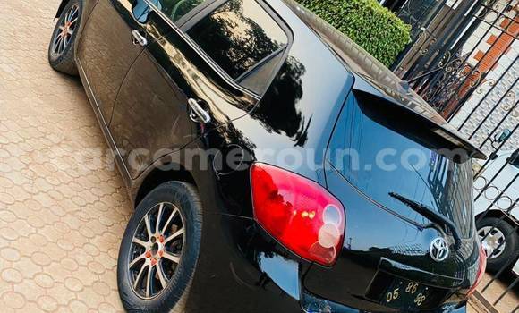 Sayi Na hannu Toyota Auris Black Mota in Yaounde a Babban Kamaru Sayi Na hannu Toyota Auris Black Mota in Yaounde a Babban Kamaru