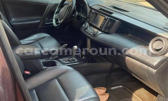 Sayi Na hannu Toyota RAV4 Sauran Mota in Yaounde a Babban Kamaru Sayi Na hannu Toyota RAV4 Sauran Mota in Yaounde a Babban Kamaru