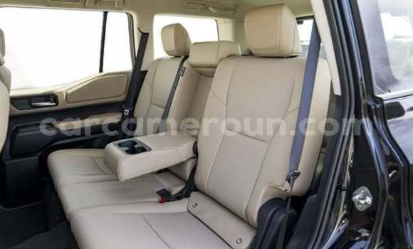 Sayi Na hannu Toyota Land Cruiser Prado Black Mota in Yaounde a Babban Kamaru Sayi Na hannu Toyota Land Cruiser Prado Black Mota in Yaounde a Babban Kamaru