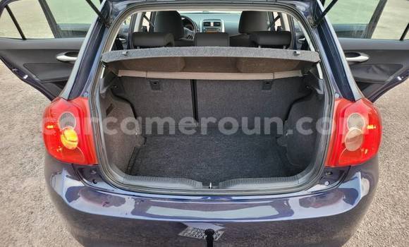 Sayi Na hannu Toyota Auris Blue Mota in Yaounde a Babban Kamaru Sayi Na hannu Toyota Auris Blue Mota in Yaounde a Babban Kamaru