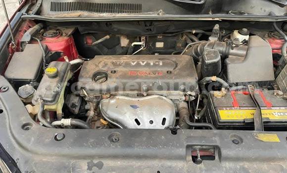 Acheter Occasion Voiture Toyota RAV4 Rouge à Yaoundé, Central Cameroon Acheter Occasion Voiture Toyota RAV4 Rouge à Yaoundé, Central Cameroon