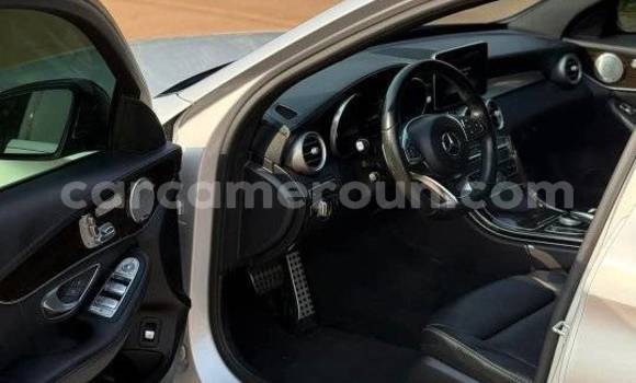 Sayi Na hannu Mercedes‒Benz C–Class Sauran Mota in Yaounde a Babban Kamaru Sayi Na hannu Mercedes‒Benz C–Class Sauran Mota in Yaounde a Babban Kamaru