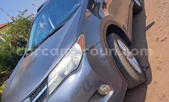 Sayi Na hannu Toyota RAV4 Sauran Mota in Yaounde a Babban Kamaru Sayi Na hannu Toyota RAV4 Sauran Mota in Yaounde a Babban Kamaru