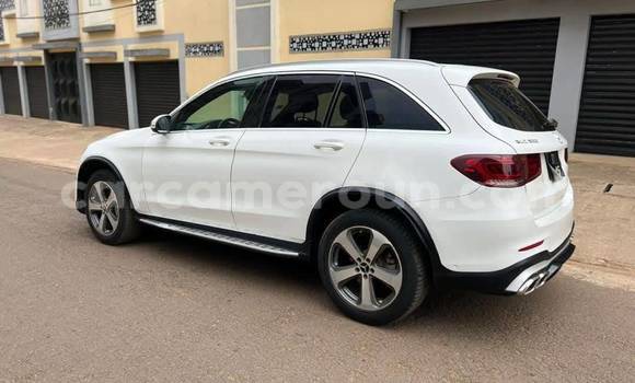 Acheter Occasion Voiture Mercedes‒Benz GLC Blanc à Yaoundé, Central Cameroon Acheter Occasion Voiture Mercedes‒Benz GLC Blanc à Yaoundé, Central Cameroon