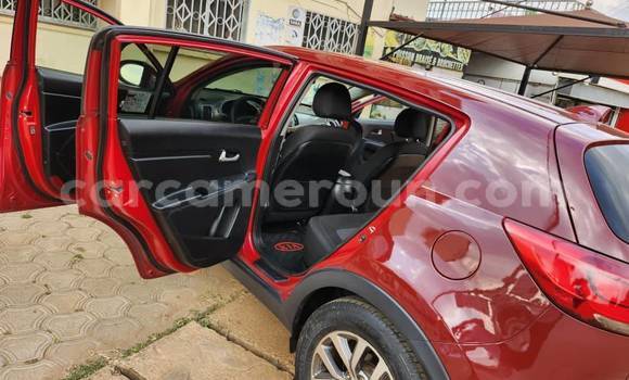 Sayi Na hannu Kia Sportage Red Mota in Yaounde a Babban Kamaru Sayi Na hannu Kia Sportage Red Mota in Yaounde a Babban Kamaru