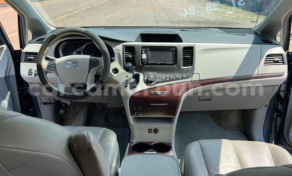 Sayi Na hannu Toyota Sienna Sauran Mota in Yaounde a Babban Kamaru Sayi Na hannu Toyota Sienna Sauran Mota in Yaounde a Babban Kamaru