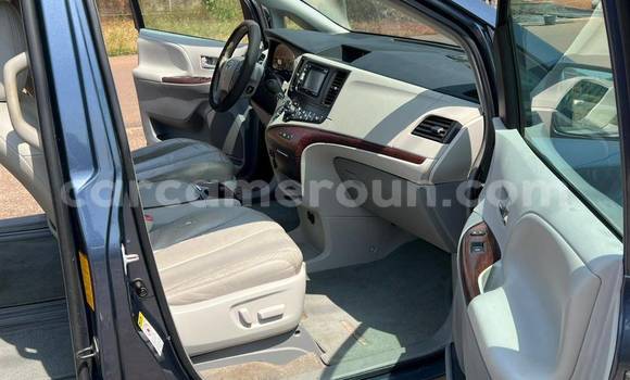 Sayi Na hannu Toyota Sienna Sauran Mota in Yaounde a Babban Kamaru Sayi Na hannu Toyota Sienna Sauran Mota in Yaounde a Babban Kamaru