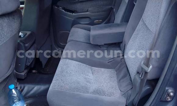 Sayi Na hannu Toyota Prado Black Mota in Yaounde a Babban Kamaru Sayi Na hannu Toyota Prado Black Mota in Yaounde a Babban Kamaru