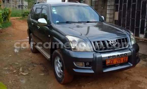 Sayi Na hannu Toyota Prado Black Mota in Yaounde a Babban Kamaru Sayi Na hannu Toyota Prado Black Mota in Yaounde a Babban Kamaru