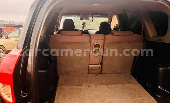 Sayi Na hannu Toyota RAV4 Black Mota in Yaounde a Babban Kamaru Sayi Na hannu Toyota RAV4 Black Mota in Yaounde a Babban Kamaru